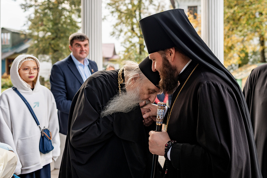Архиерейское богослужение в Никитском храме села Никитского г.о. Домодедово